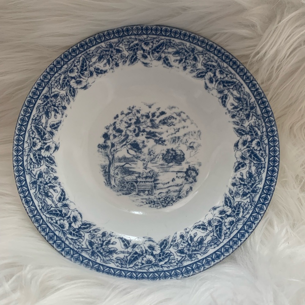 Vintage Royal Heritage Plate